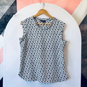 DKNY Black and White Patterned Blouse